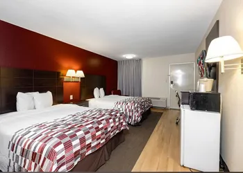 Holton Inn and Suites hotel thumbnail 2
