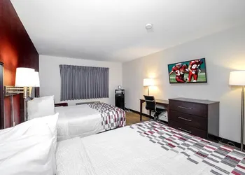 Holton Inn and Suites hotel thumbnail 3