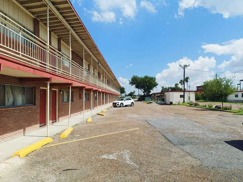 Pen Ann by Capital O Pharr/McAllen TX hotel detail image 2