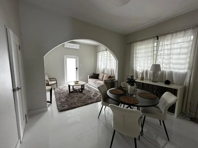 Breathtaking 2-Br Beachside Apartment hotel detail image 6