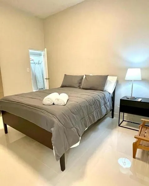 Stunning 2-Bedroom Apartment hotel detail image 6