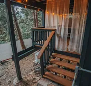 Lightfoot Cabin hotel detail image 7