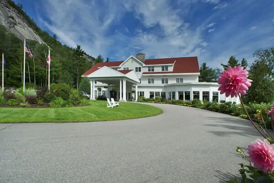 The White Mountain Hotel & Resort hotel detail image 2