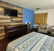 Chesaning Inn & Suites hotel detail image 4