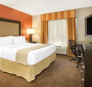 Muncie Place Hotel & Suites hotel detail image 5