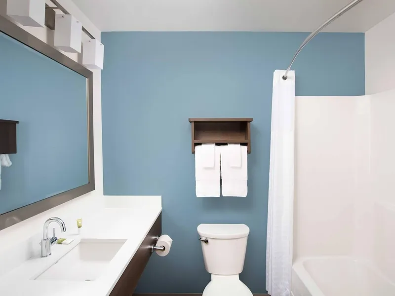 WoodSpring Suites Palm Springs – West Palm Beach hotel detail image 6