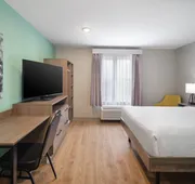 ECHO Suites Extended Stay by Wyndham Springfield Airport PLZ hotel detail image 7