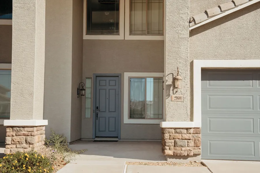 Large Family Home Near Phoenix hotel detail image 2