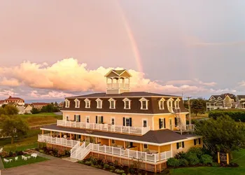Eureka Hotel hotel thumbnail 2