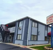 Economy Inn Merrillville By Townhouse I 65 hotel detail image 5