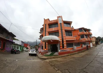 Los Girasoles Hotel hotel thumbnail 2