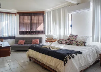 Los Girasoles Hotel hotel thumbnail 6