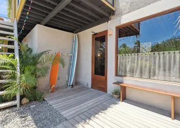 ALMA Surf Lodge hotel thumbnail 6