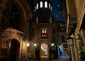 Castello di Carlo - Suite Carlo IV hotel thumbnail 3
