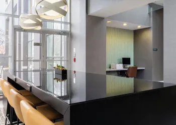 Candlewood Suites London South by IHG hotel thumbnail 5