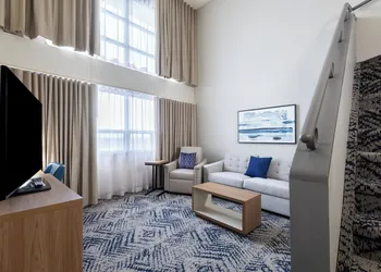 Candlewood Suites London South by IHG hotel thumbnail 6