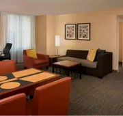 Lux Lakeview Suite CNTower Free Parking hotel detail image 4