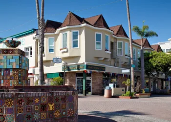 Snug Harbor Inn hotel thumbnail 3