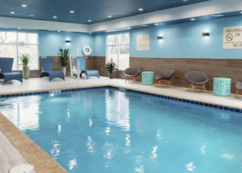 Hampton Inn Manitowoc hotel thumbnail 2