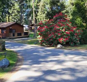 Riverbend Cottages & RV Resort hotel detail image 3
