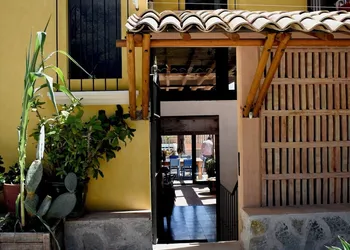El Diablo y La Luna B&B hotel thumbnail 2