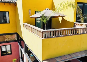 El Diablo y La Luna B&B hotel thumbnail 4