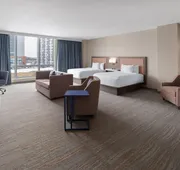 La Quinta Inn & Suites By Wyndham Queens NYC/JFK AirTrain hotel detail image 7