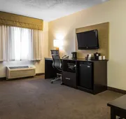 Sleep Inn & Suites Pittsburgh Airport hotel detail image 7