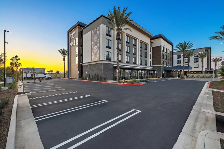 Hampton Inn By Hilton Ontario Airport hotel detail image 6