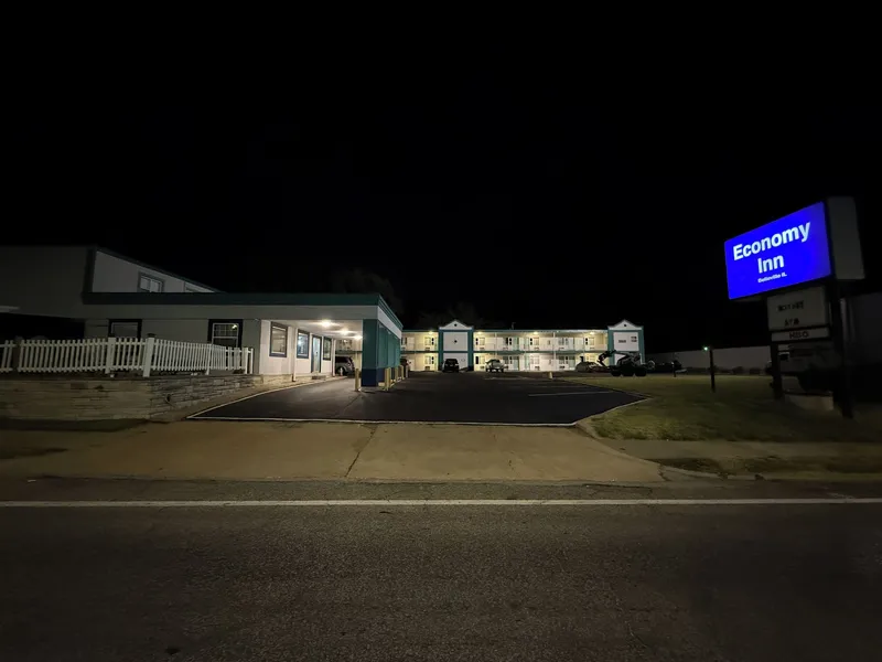 Economy Inn hotel detail image 6