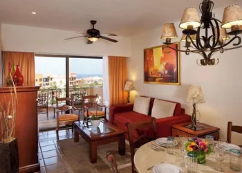 Beach Resort suites hotel thumbnail 4
