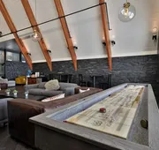 The Birch Ridge: Mission Room #2 - Queen Suite In Renovated Killington Lodge. Hot Tubs. 1 Bedroom Home hotel detail image 7