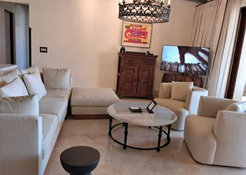 Exquisite Escape hotel thumbnail 6