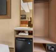 Cambria Hotel New York Times Square hotel detail image 4