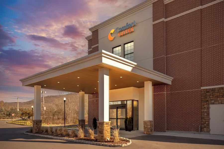 Comfort Suites Central Valley - Woodbury hotel detail image 2
