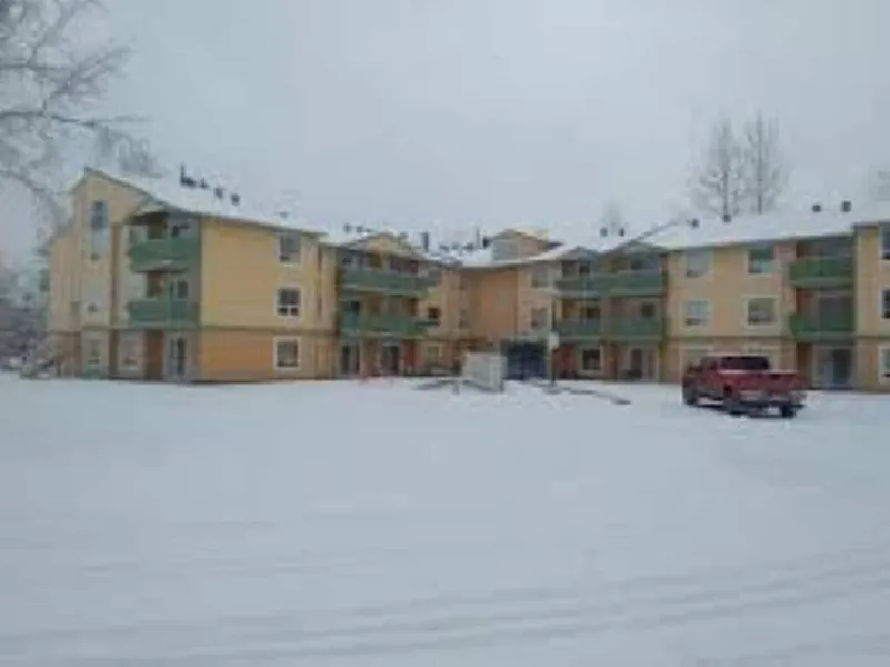 Tumbler ridge hotel and suite hotel detail image 2