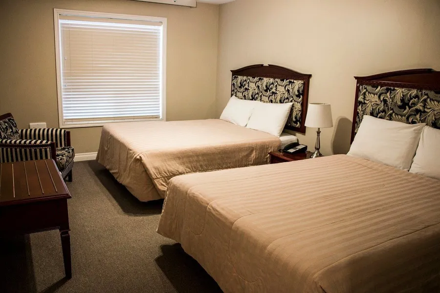 Tumbler ridge hotel and suite hotel detail image 6