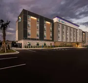 Everhome Suites Panama City Beach hotel detail image 5
