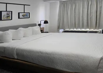 Sleep Inn hotel thumbnail 8