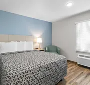 WoodSpring Suites Washington Meadowlands PA hotel detail image 4