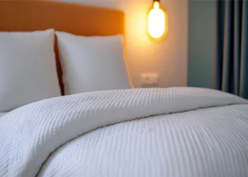 Aiden By Best Western Kansas City Downtown hotel thumbnail 2