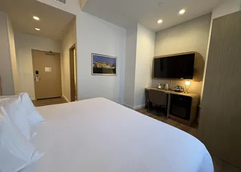 Aiden By Best Western Kansas City Downtown hotel thumbnail 6