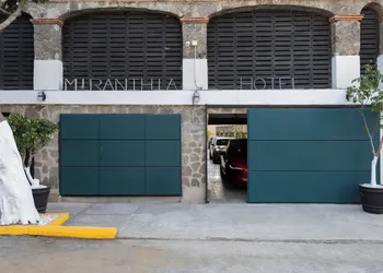 Miranthia Hotel Business and Family hotel thumbnail 3