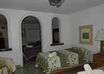 Hotel el colibrí hotel thumbnail 5
