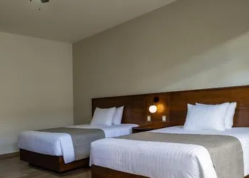 Aura Hotel hotel thumbnail 5