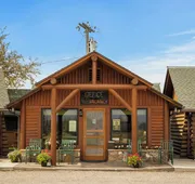 El Western Cabins & Lodges hotel detail image 3