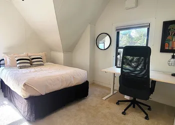 New Victorian Mansion Bed & Breakfast hotel thumbnail 6