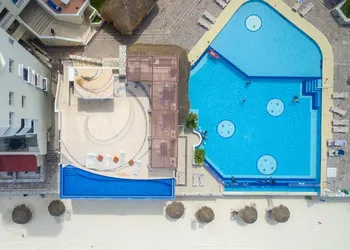 Suites Luna y Sol Caribe hotel thumbnail 7