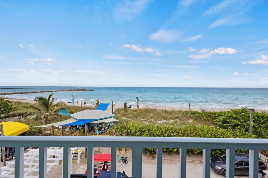 Oceanfront Inn Room #22- Ocean View Balcony, 2 Full Beds hotel detail image 2