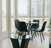 HostlyStays Luxury Suites hotel detail image 4